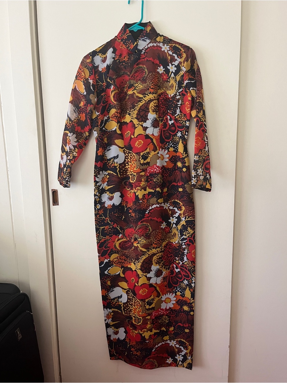 Vintage 70s cheongsam - floral print
